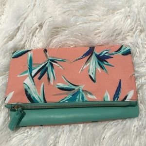 Floral clutch 🌸🌈☀️☁️